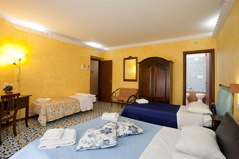 Kunesias B&B Чинизи Екстериор снимка