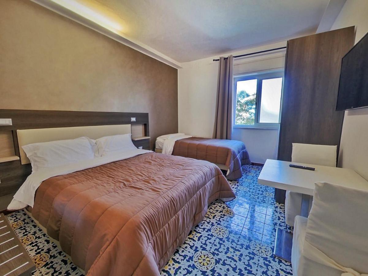 Kunesias B&B Чинизи Екстериор снимка