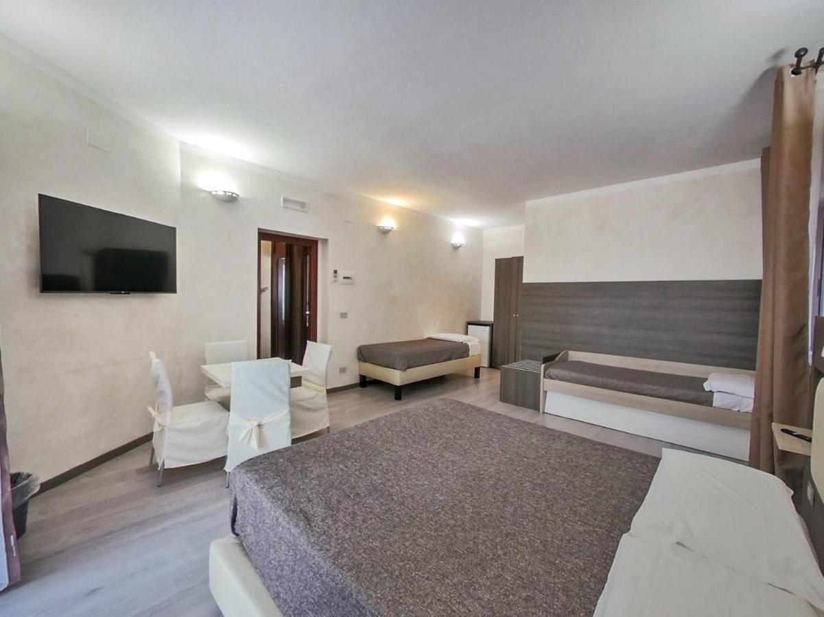 Kunesias B&B Чинизи Екстериор снимка