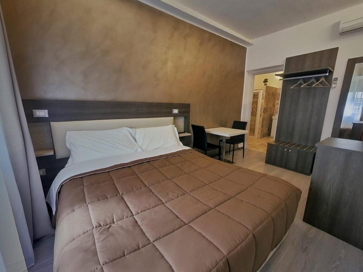Kunesias B&B Чинизи Екстериор снимка