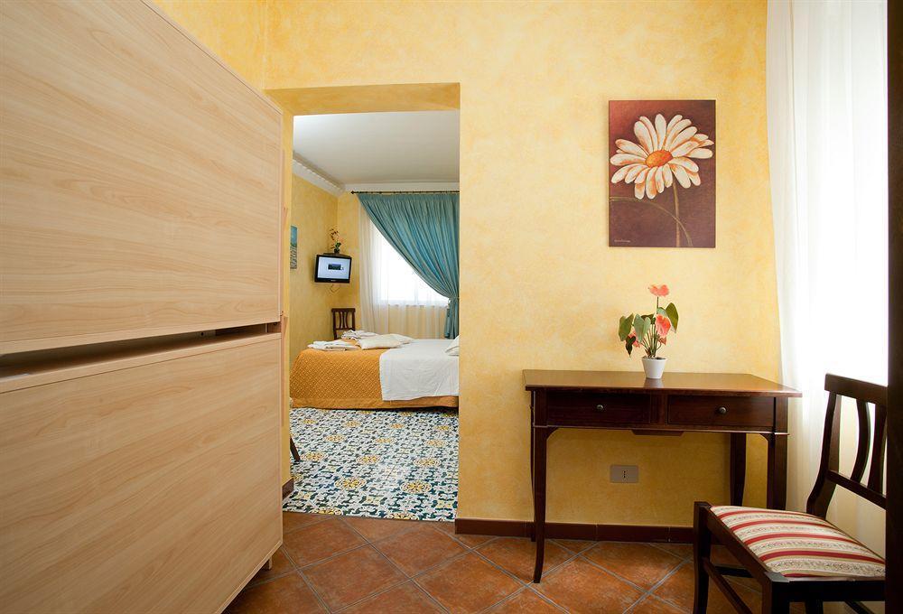 Kunesias B&B Чинизи Екстериор снимка