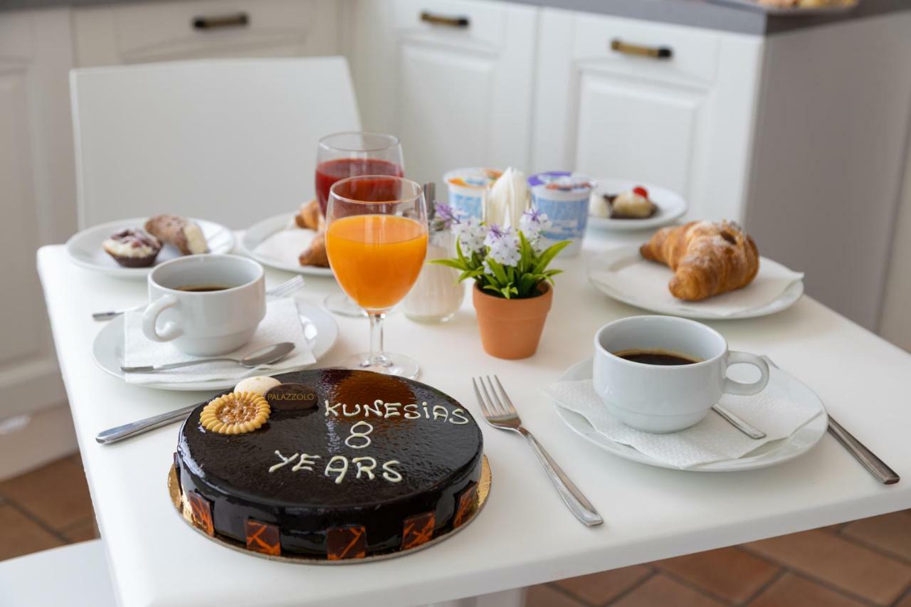 Kunesias B&B Чинизи Екстериор снимка